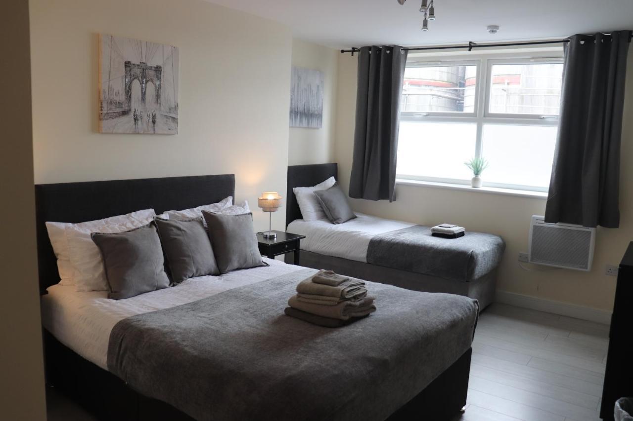 Dockside Lodge Ливърпул Екстериор снимка